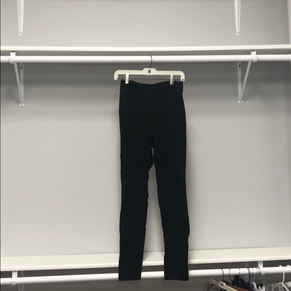 Black lululemon joggers/sweats